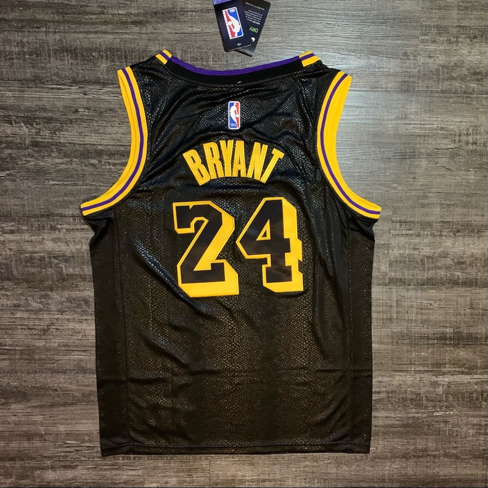 Lakers black mamba jersey - Picture 4 of 8